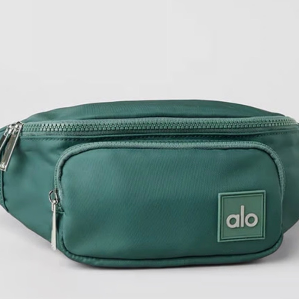 Alo Yoga Explorer Belt Bag Green Fanny Pack Crossbody Waist Bag NWT